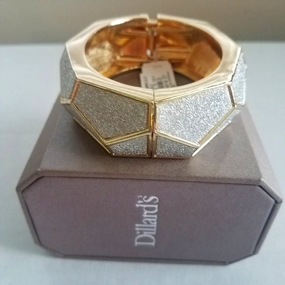 NWT Gold/Silver Sparkling Cuff Bracelet With Geometric Pattern - Picture 1 of 6